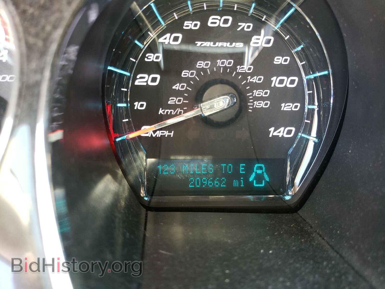 2011 FORD TAURUS - VIN: 1FAHP2FW8BG118321 - Photo 8