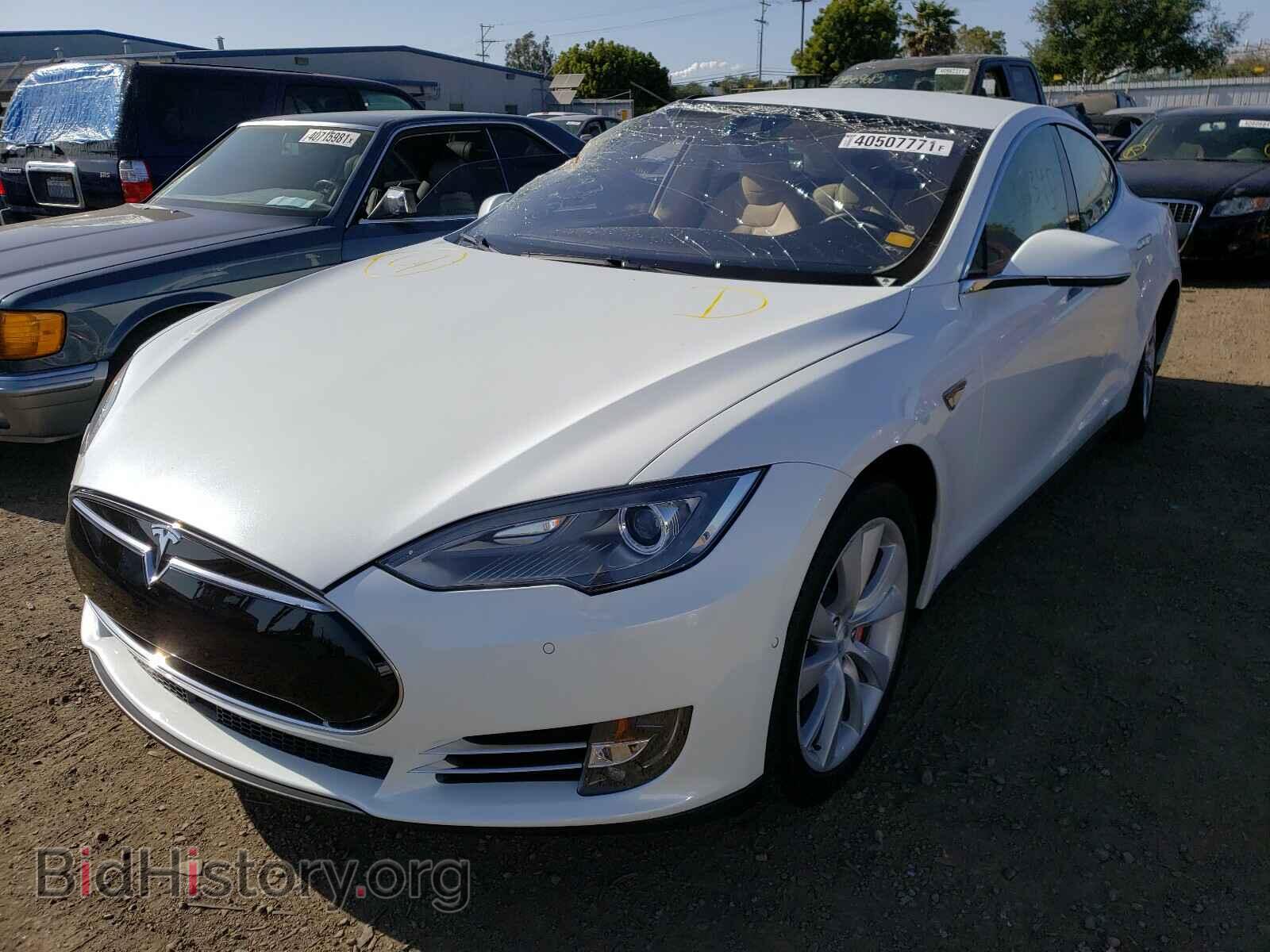 2014 TESLA MODEL S - VIN: 5YJSA1H13EFP55757 - Фото 2
