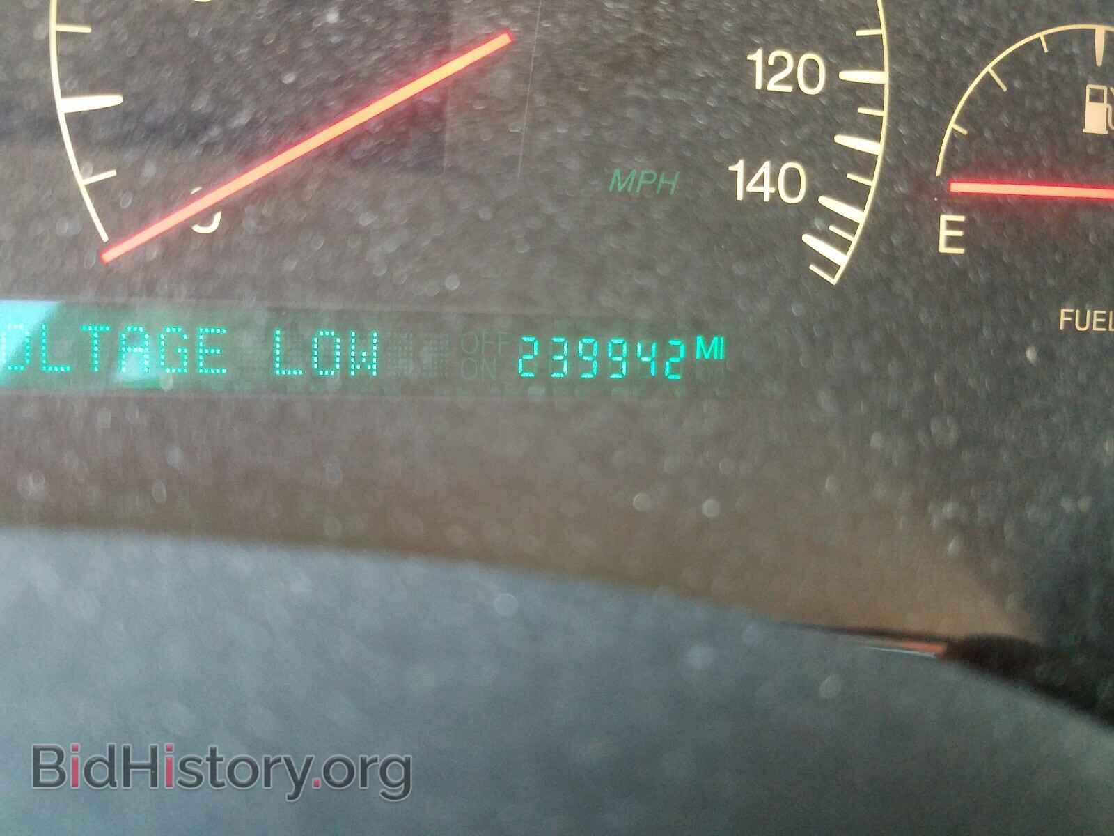 2004 CADILLAC DEVILLE - VIN: 1G6KF57974U191328 - Photo 8