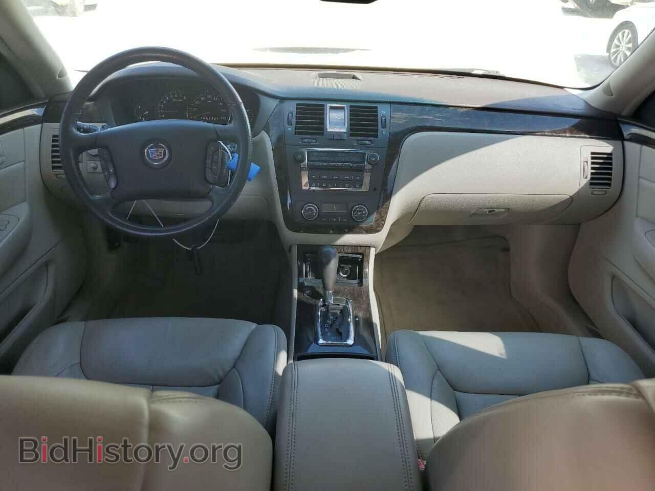 2008 CADILLAC DTS - VIN: 1G6KD57Y38U100882 - Photo 8