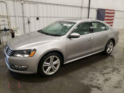 2012 Volkswagen PASSAT SEL, серебристый — VIN 1VWCN7A32CC055775, Copart