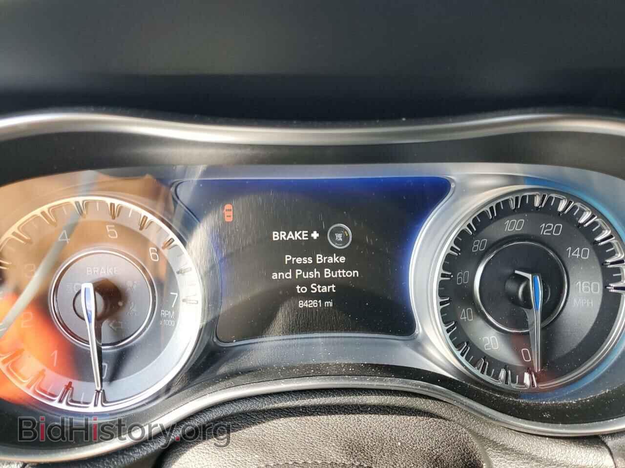 2018 CHRYSLER 300 - VIN: 2C3CCAPT5JH227762 - Фото 9