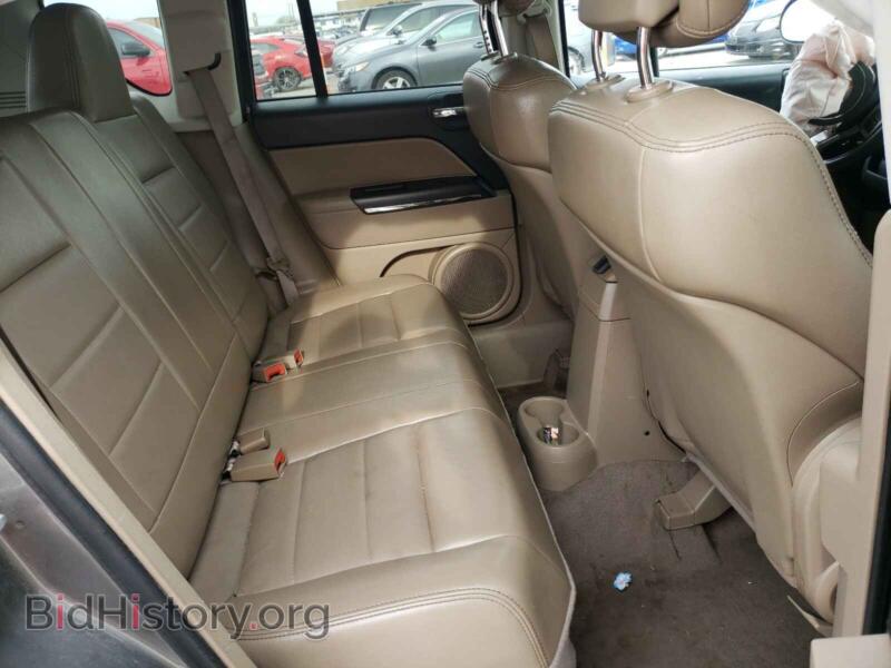 2012 Jeep COMPASS (VIN 1C4NJDCB0CD539657) — photo 6 of 10