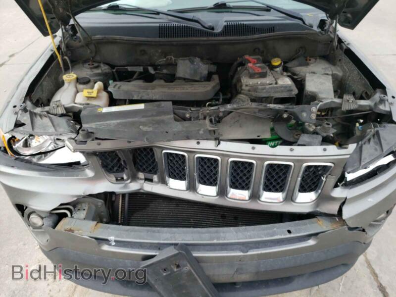 2012 Jeep COMPASS (VIN 1C4NJDCB0CD539657) — photo 7 of 10