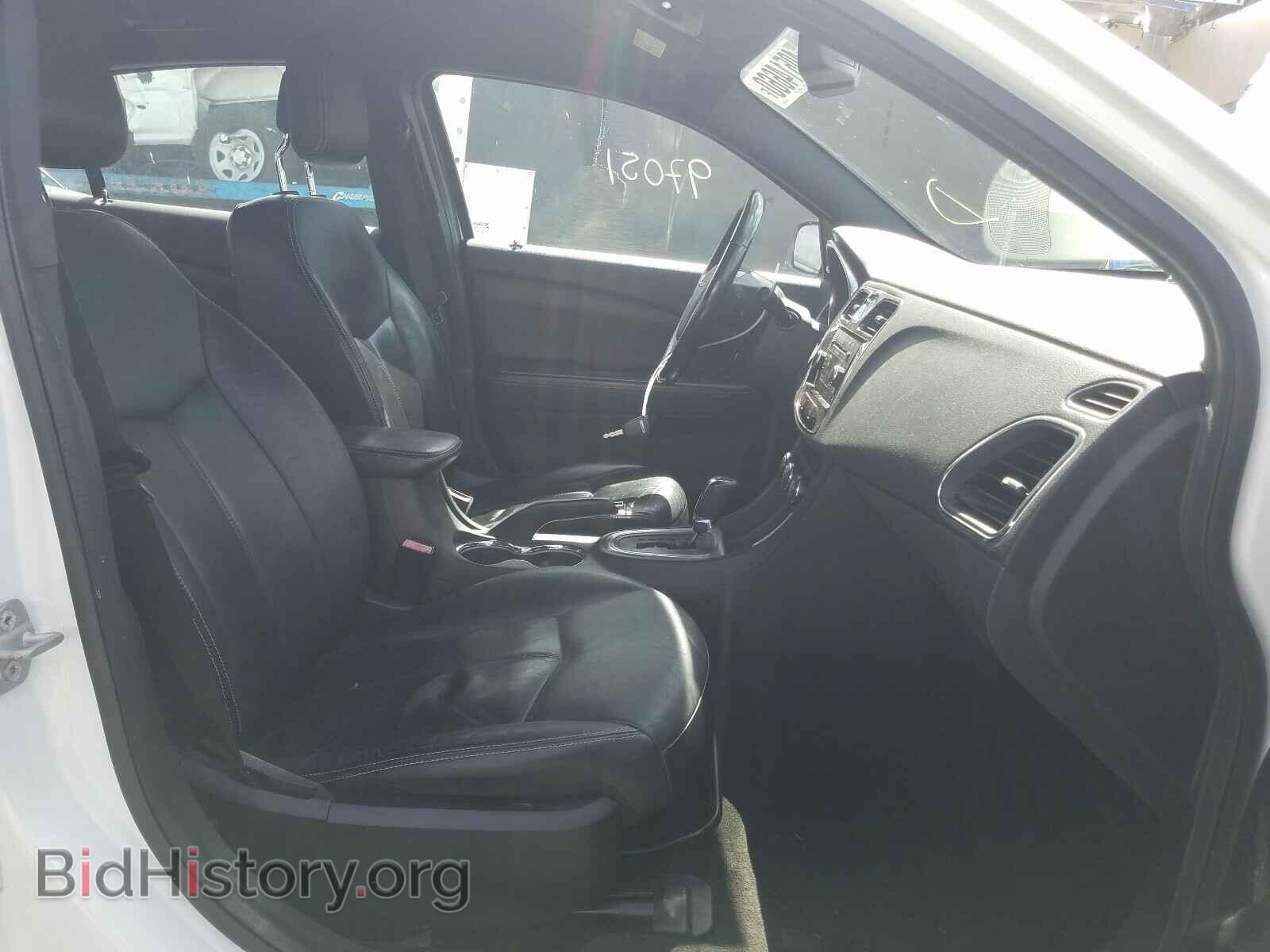 2013 CHRYSLER 200 - VIN: 1C3CCBCG8DN556403 - Фото 5