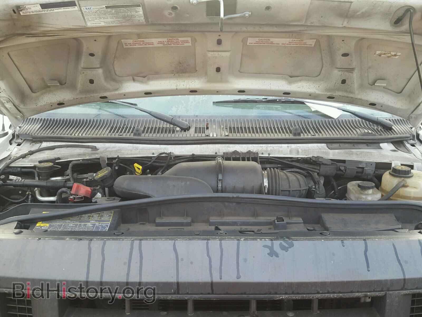 2010 FORD ECONOLINE - VIN: 1FTNE2EL3ADA08044 - Photo 5