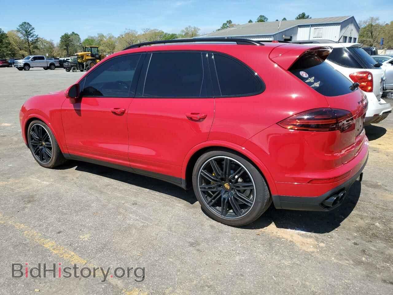 2017 PORSCHE CAYENNE - VIN: WP1AC2A28HLA97349 - Фото 2