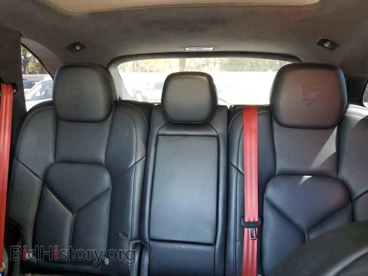 2017 PORSCHE CAYENNE - VIN: WP1AC2A28HLA97349 - Фото 10