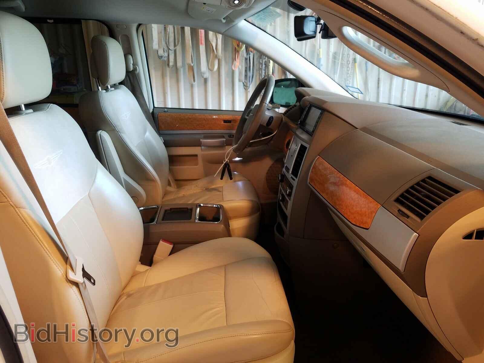 2010 CHRYSLER MINIVAN - VIN: 2A4RR7DX9AR322134 - Фото 5