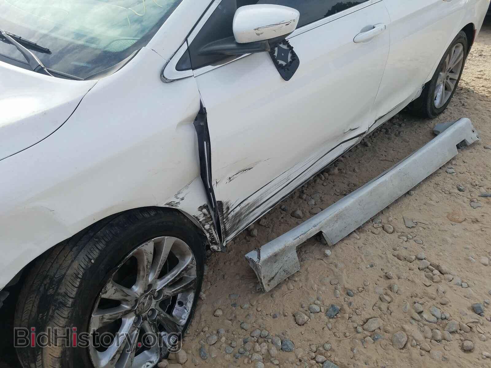 2016 CHRYSLER 200 - VIN: 1C3CCCABXGN128818 - Фото 9