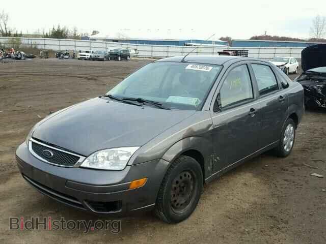 2005 FORD FOCUS - VIN: 1FAFP34N05W215210 - Фото 2