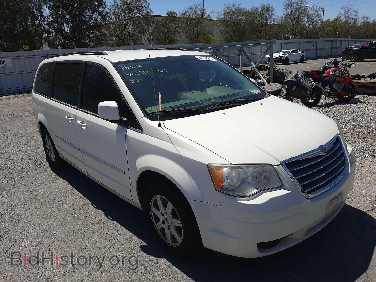 Photo 2A4RR5D13AR270659 - CHRYSLER MINIVAN 2010