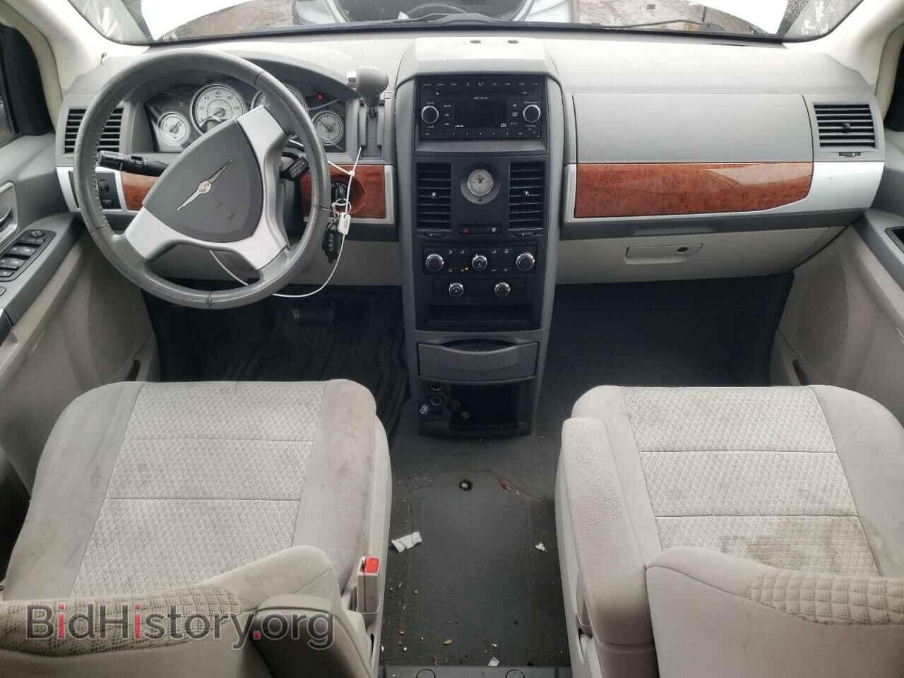2008 CHRYSLER MINIVAN - VIN: 2A8HR54P08R805813 - Фото 8