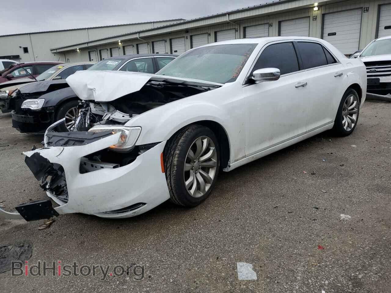 Фотография 2C3CCAEG3LH137339 - CHRYSLER 300 2020