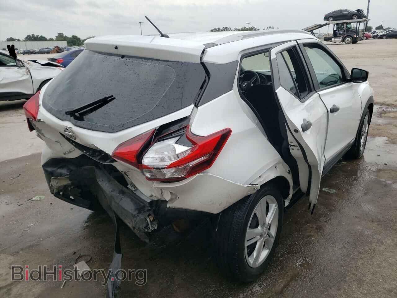 2019 NISSAN KICKS - VIN: 3N1CP5CU3KL511778 - Photo 4