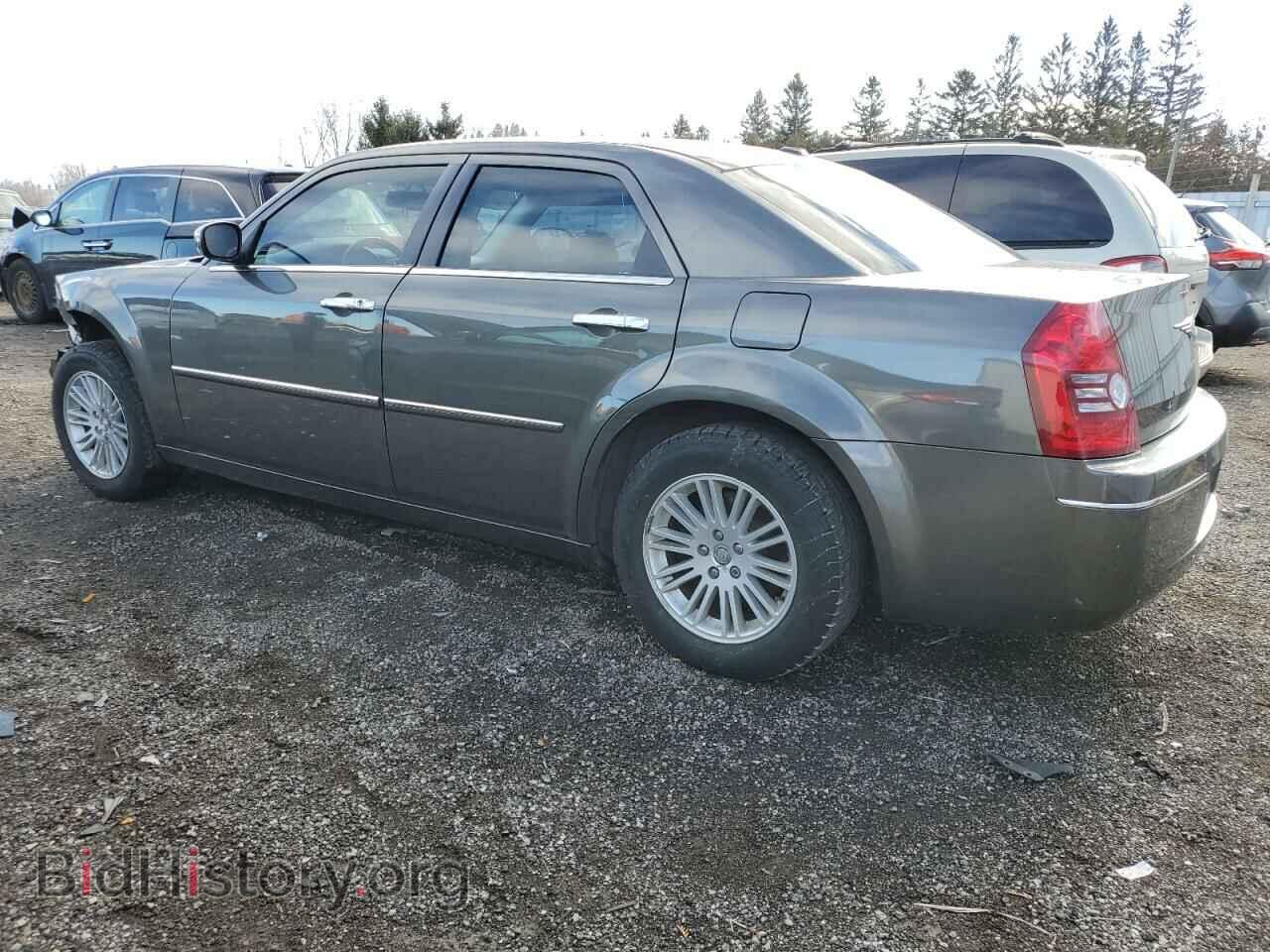 2010 CHRYSLER 300 - VIN: 2C3CA5CV7AH269533 - Фото 2