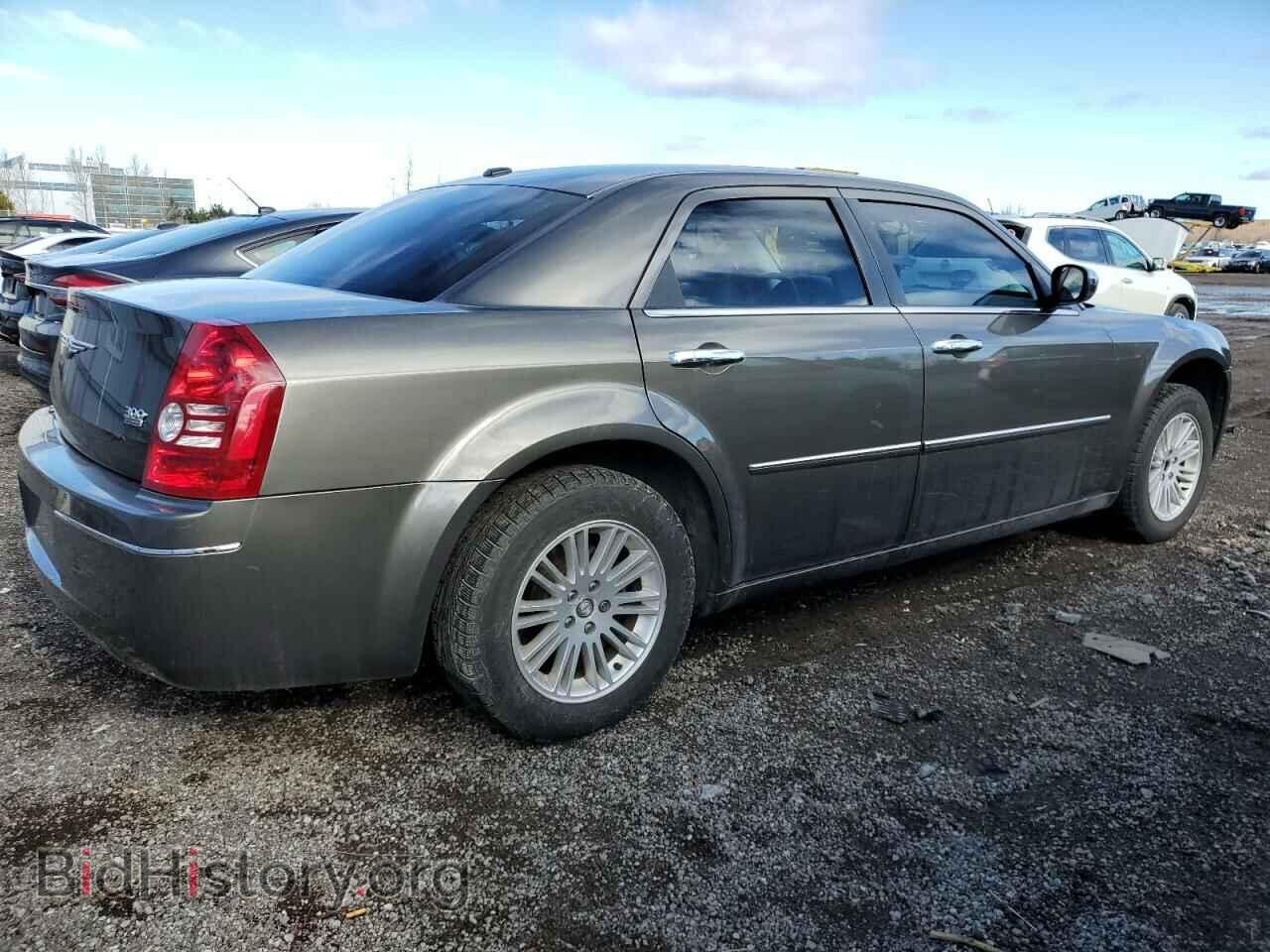 2010 CHRYSLER 300 - VIN: 2C3CA5CV7AH269533 - Фото 3