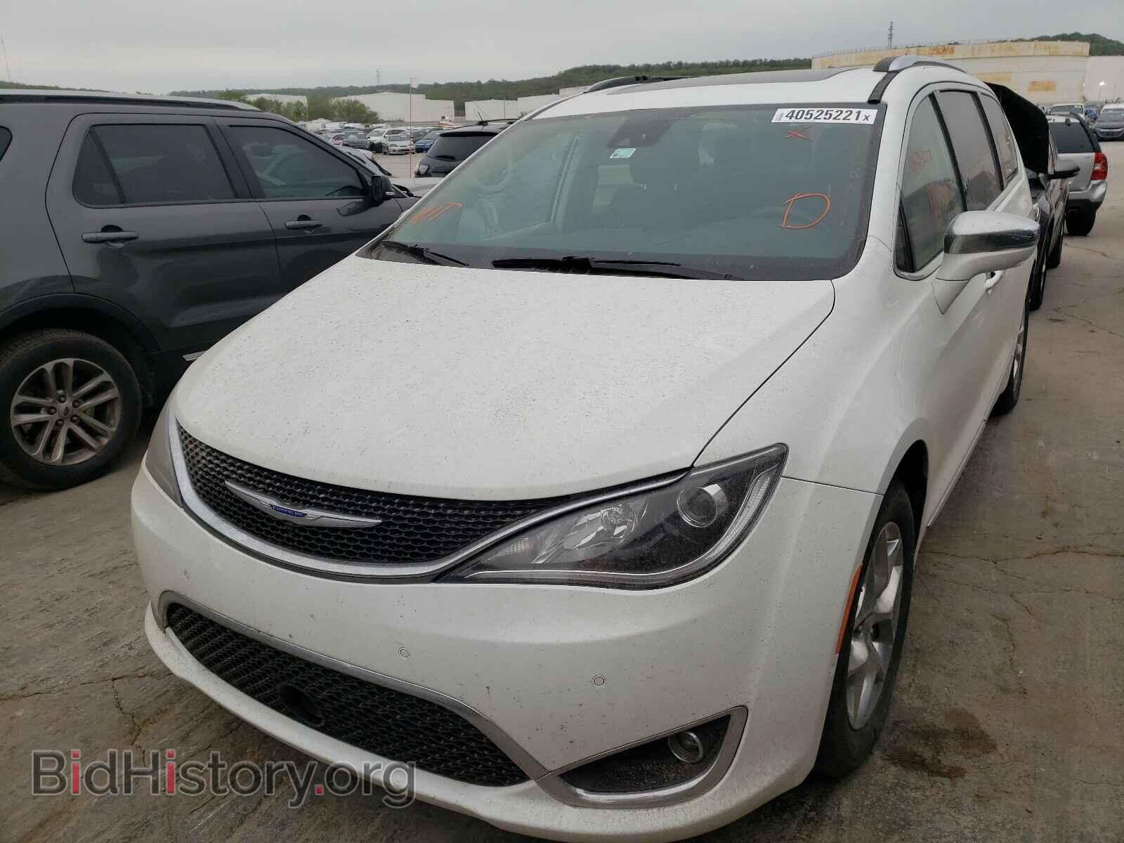 2017 CHRYSLER PACIFICA - VIN: 2C4RC1GG8HR812171 - Photo 2