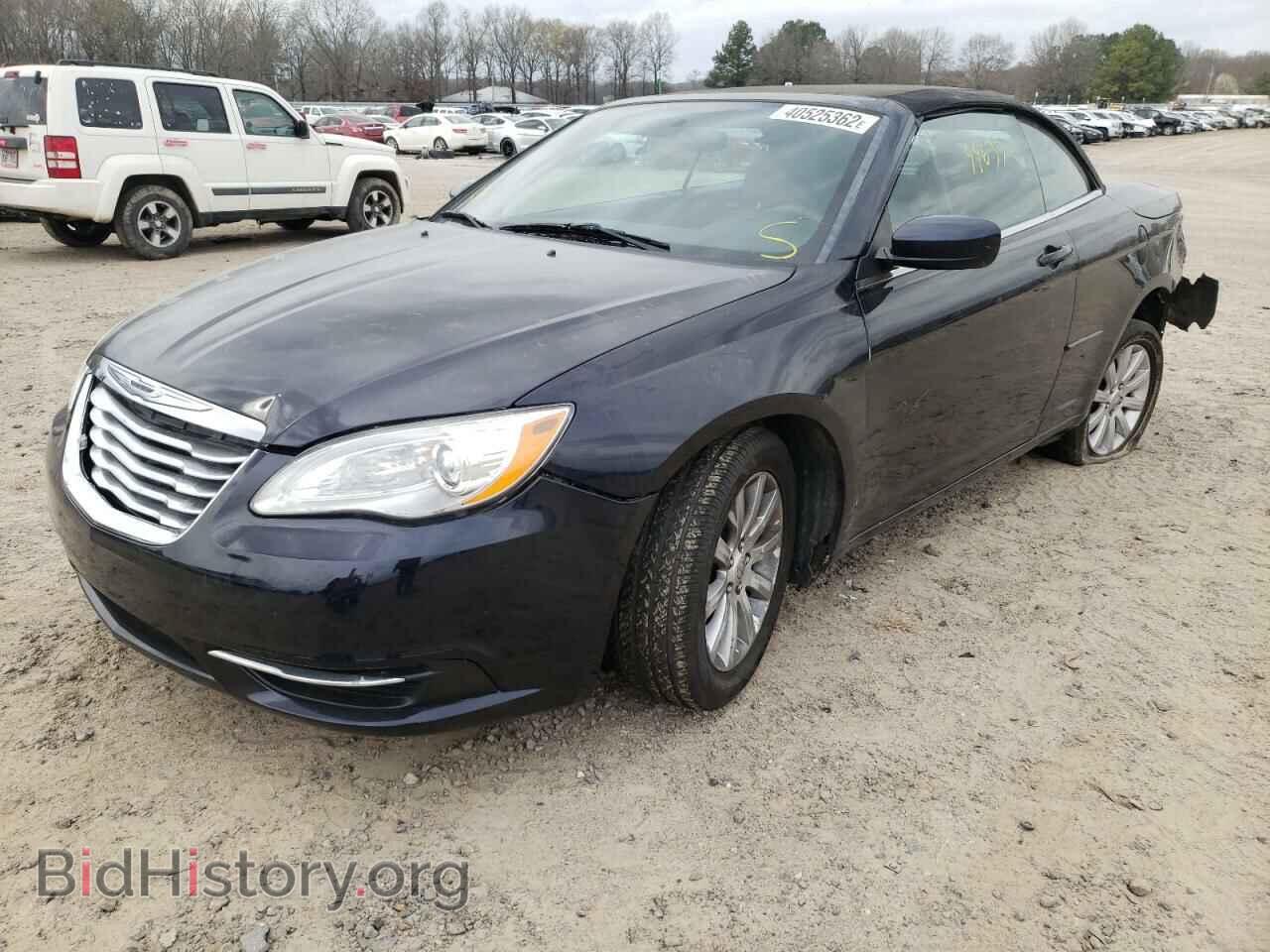 2012 CHRYSLER 200 - VIN: 1C3BCBEGXCN291443 - Фото 2