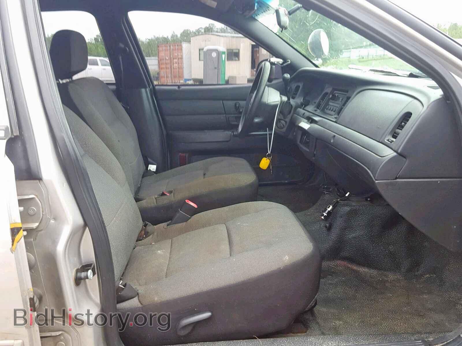 2010 FORD CROWN VIC - VIN: 2FABP7BV2AX120946 - Фото 5