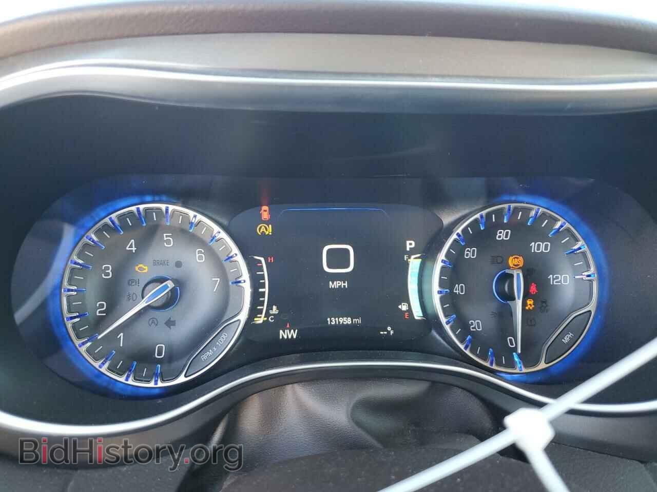 2017 CHRYSLER PACIFICA - VIN: 2C4RC1EG8HR712431 - Photo 9