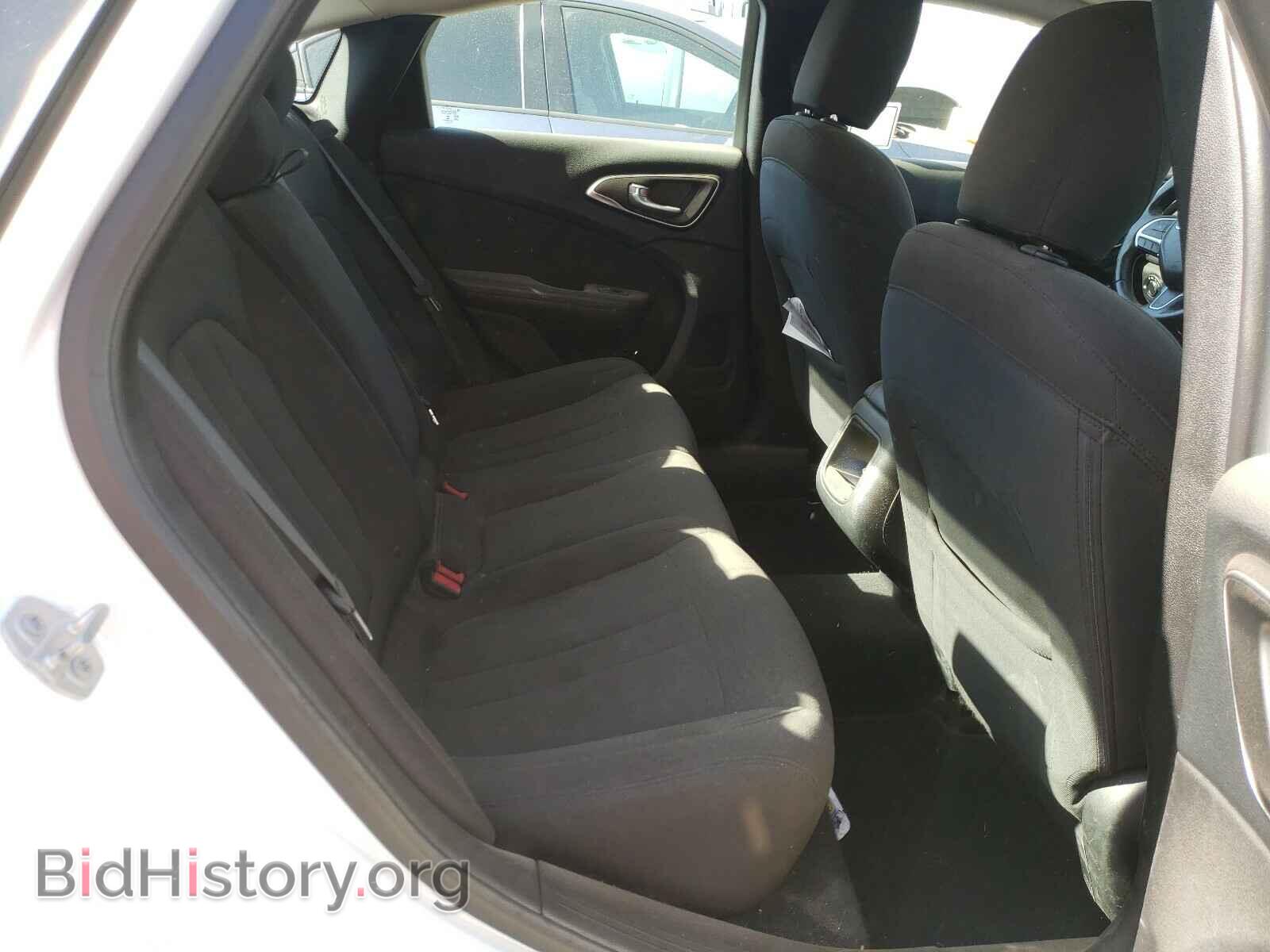 2015 CHRYSLER 200 - VIN: 1C3CCCAB3FN743998 - Фото 6