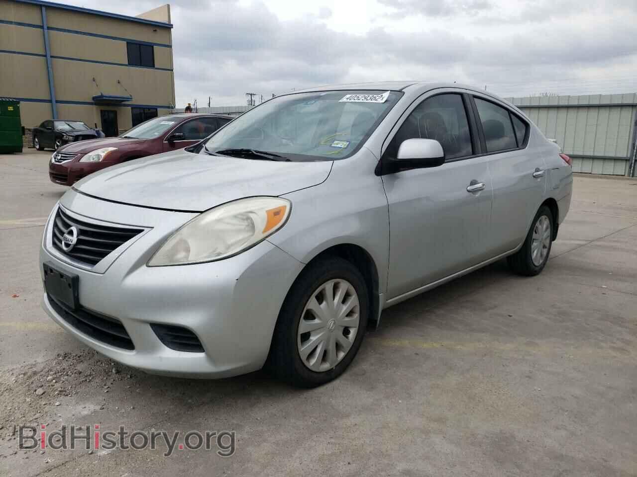 2013 NISSAN VERSA - VIN: 3N1CN7AP2DL839100 - Фото 2