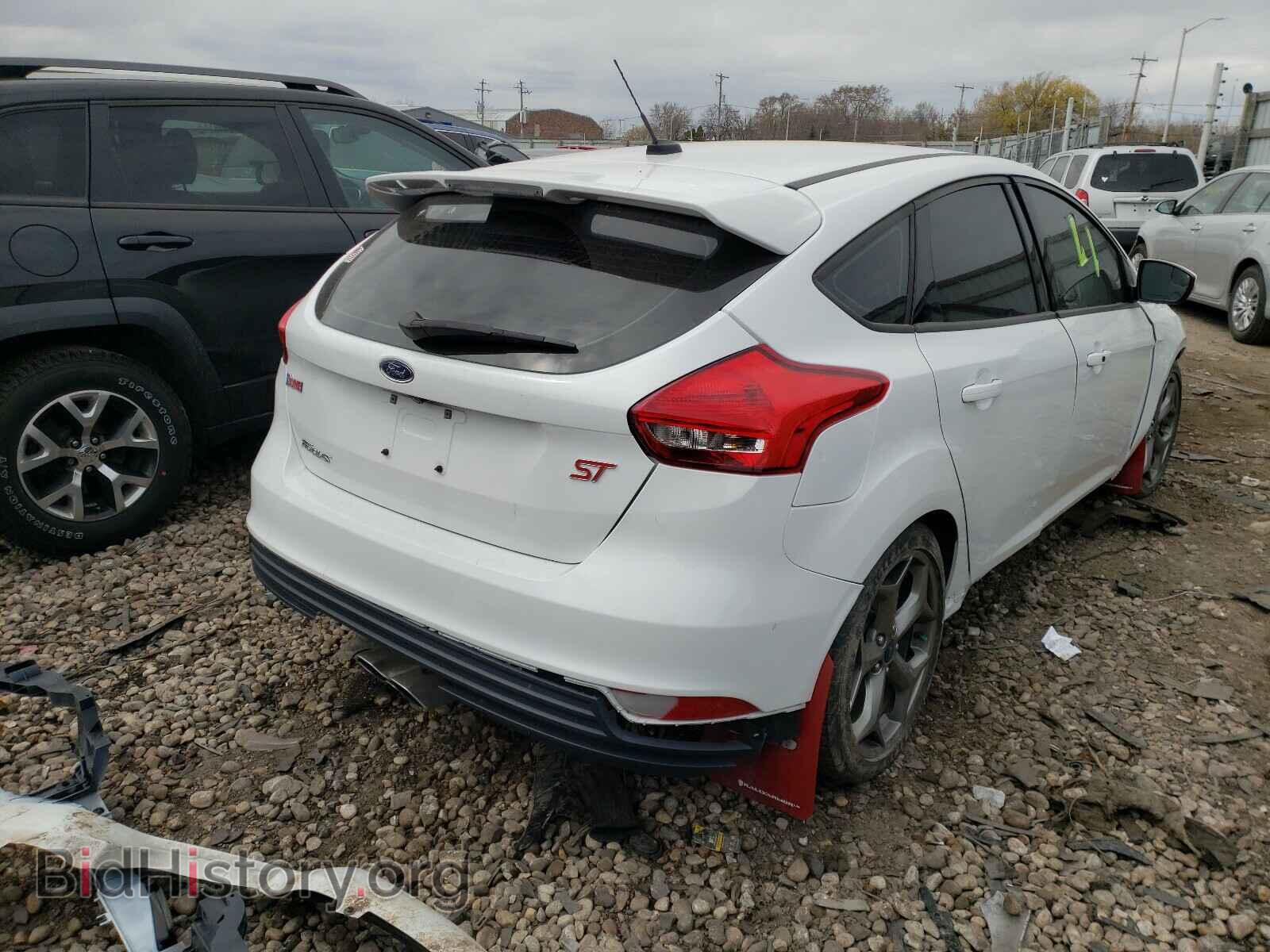 2017 FORD FOCUS - VIN: 1FADP3L91HL307721 - Photo 4