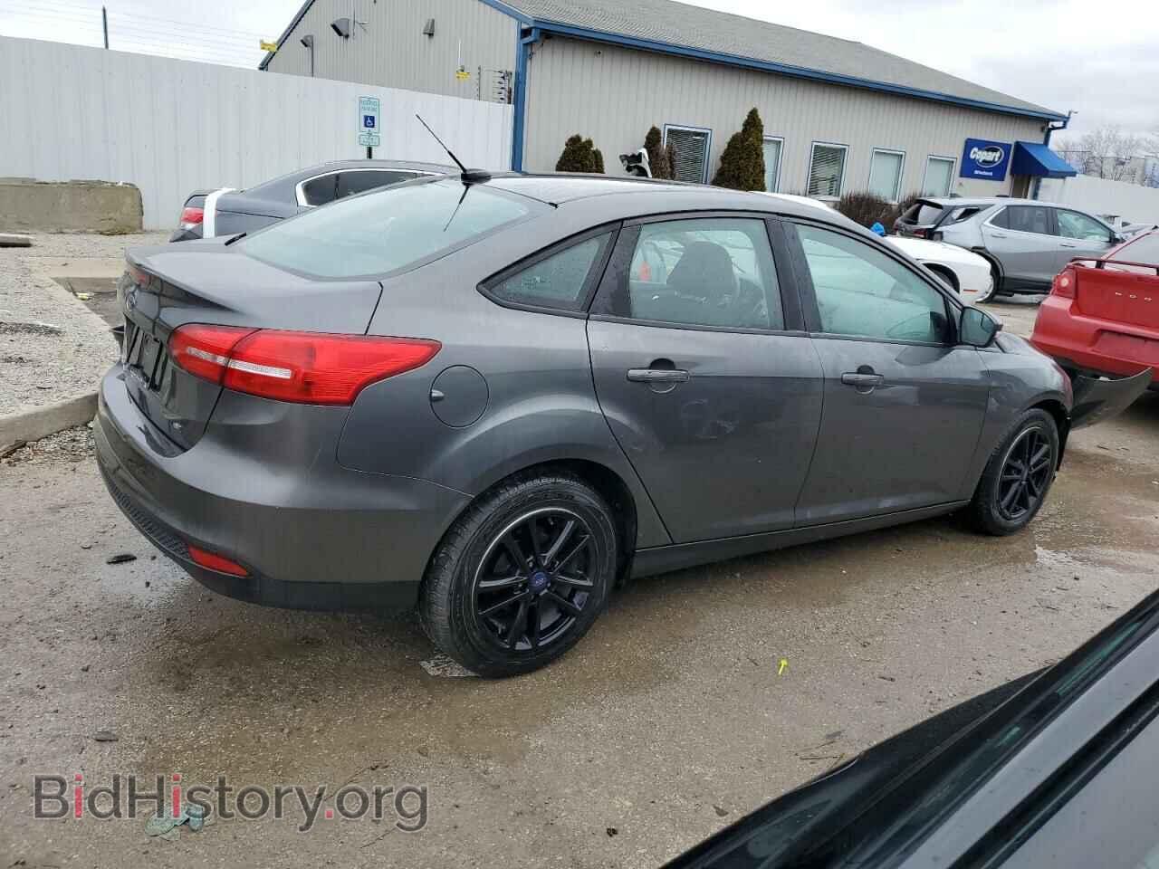 2017 FORD FOCUS - VIN: 1FADP3F26HL300410 - Фото 3