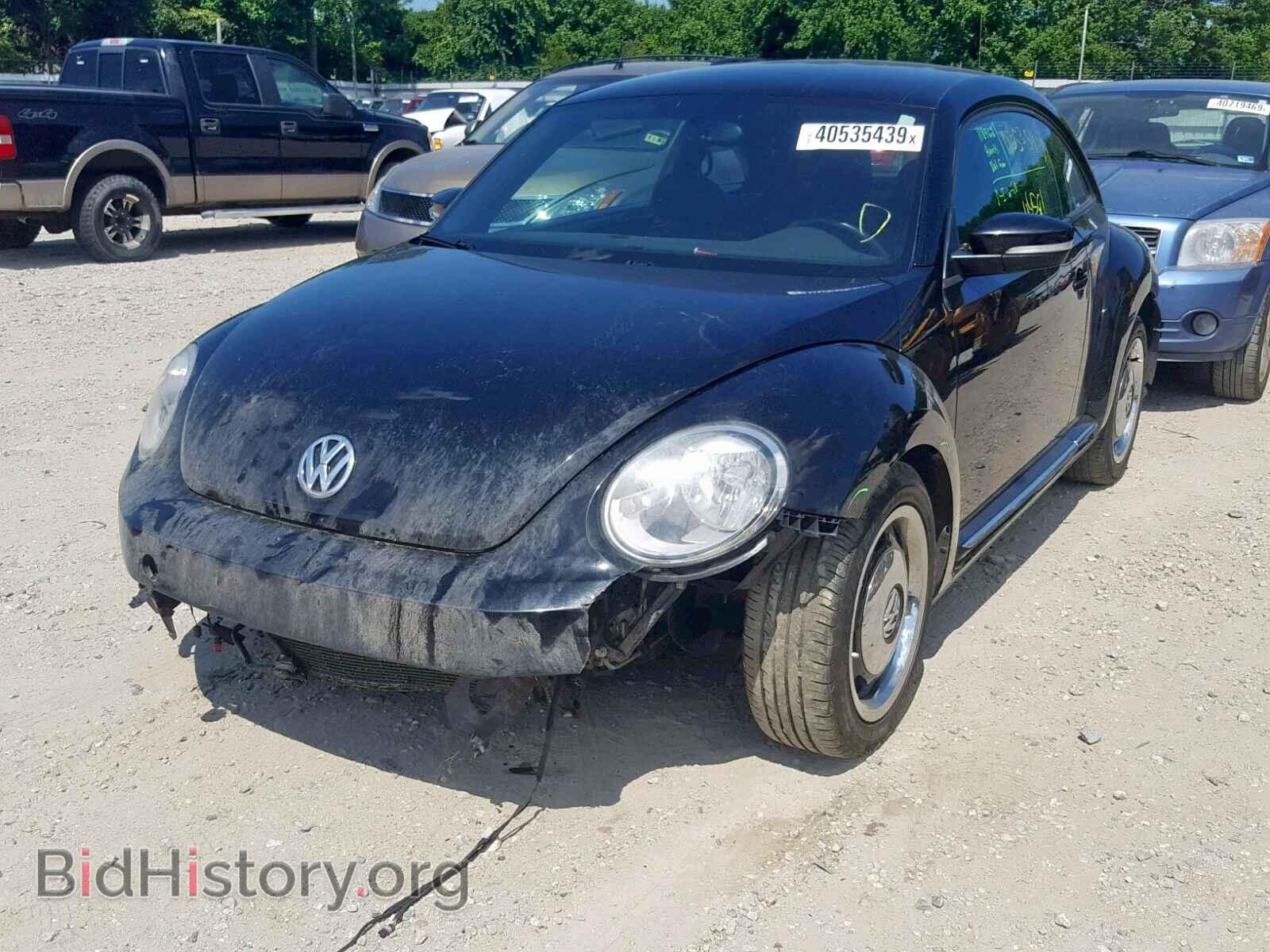 2012 VOLKSWAGEN BEETLE - VIN: 3VWJP7AT3CM650716 - Фото 2
