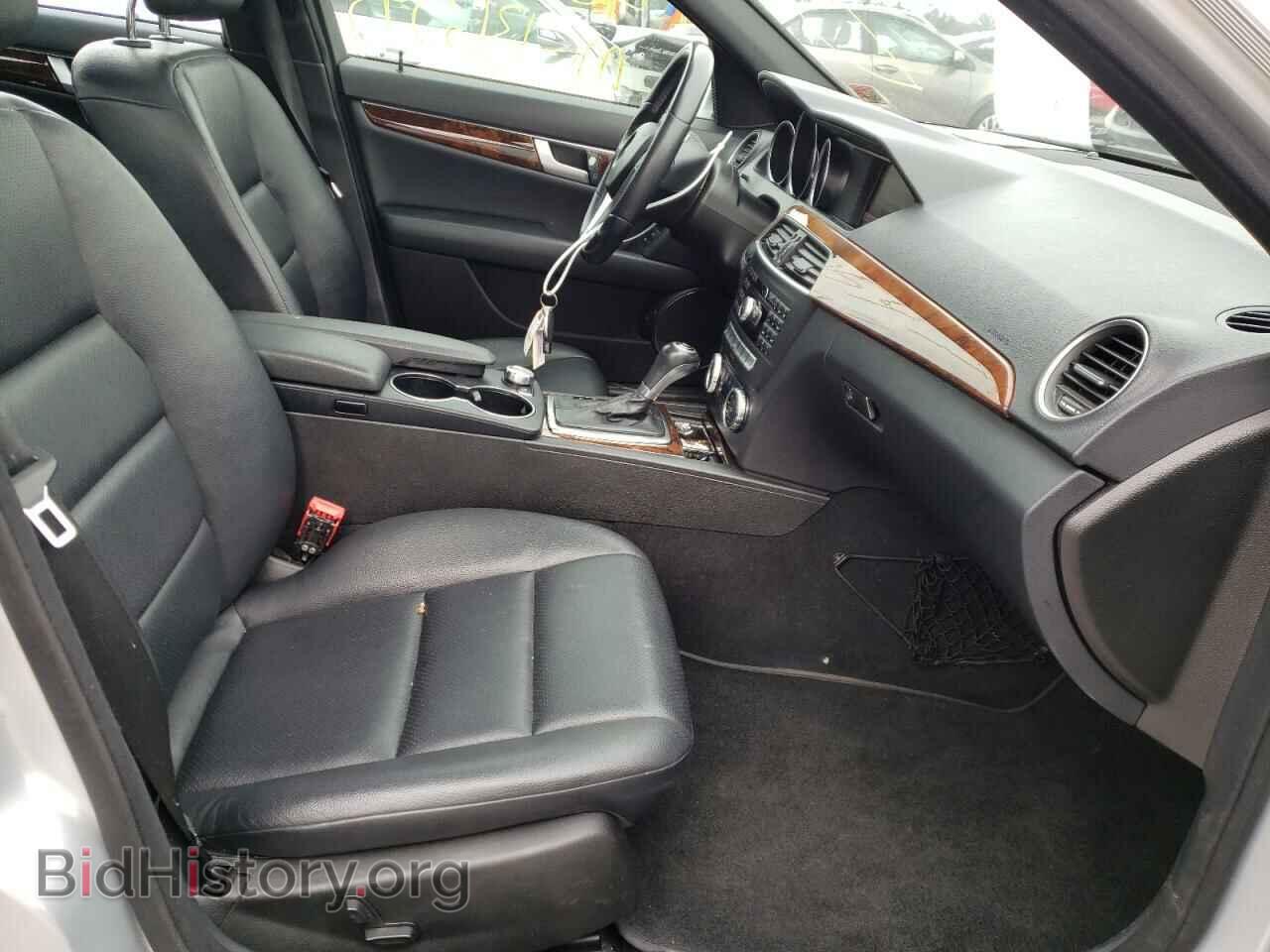 2012 MERCEDES-BENZ C-CLASS - VIN: WDDGF8BB4CR208057 - Фото 5