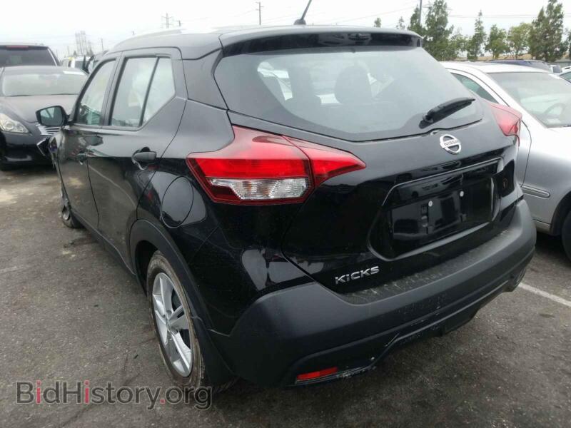 2019 Nissan KICKS (VIN 3N1CP5CU3KL502787) — photo 3 of 10