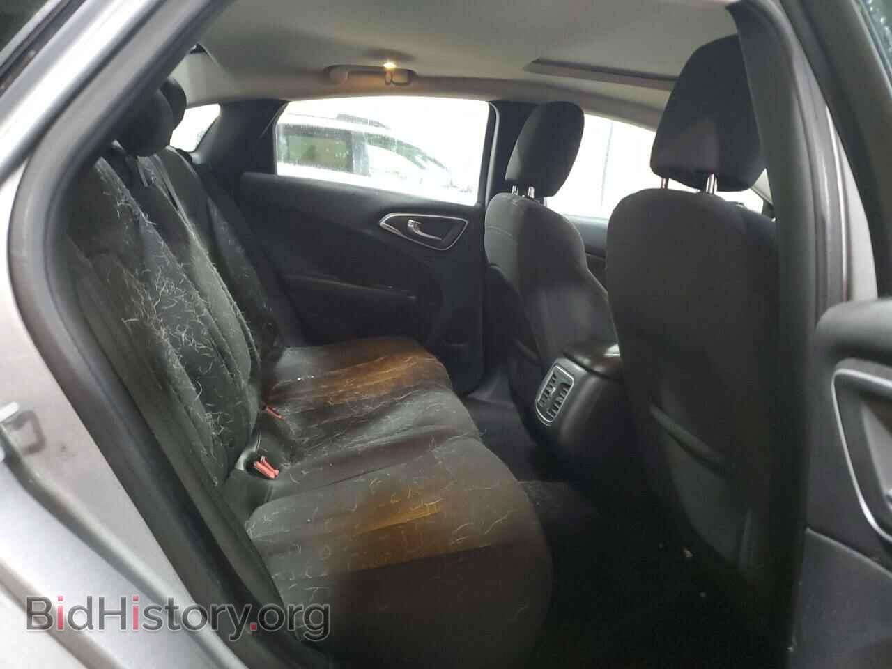 2015 CHRYSLER 200 - VIN: 1C3CCCAB3FN542635 - Фото 10