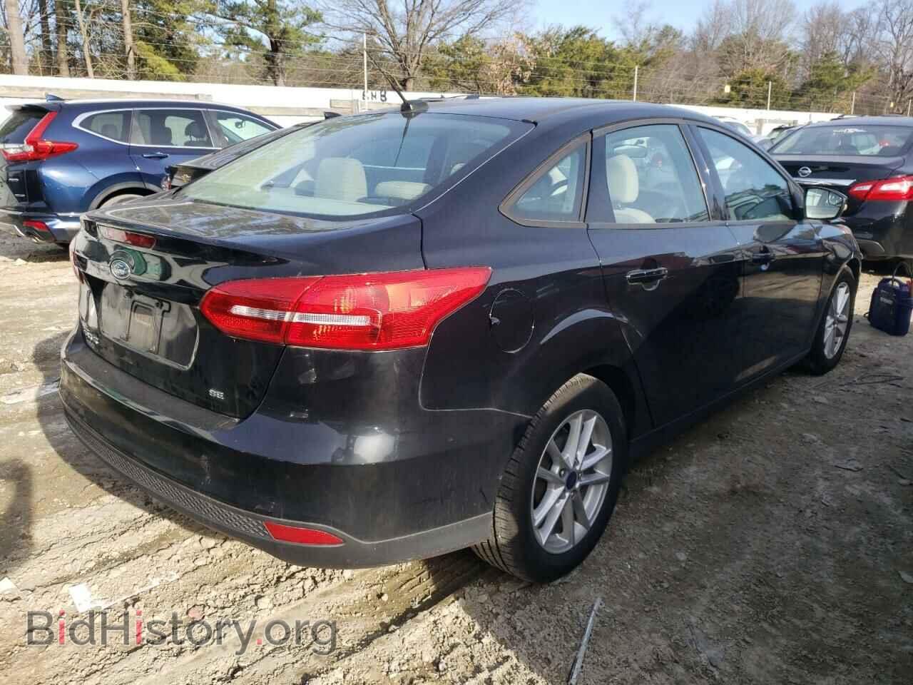 2016 FORD FOCUS - VIN: 1FADP3F2XGL298370 - Фото 3