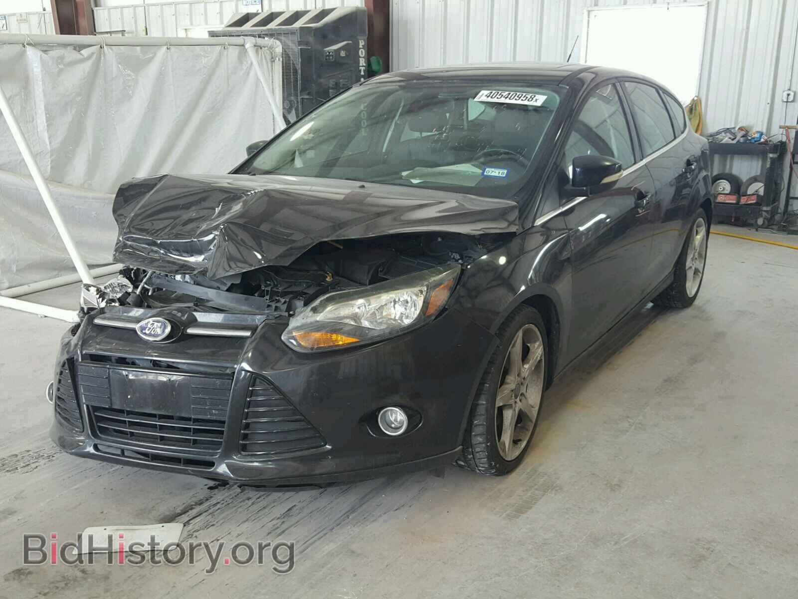 2012 Ford FOCUS (VIN 1FAHP3N2XCL321577) — photo 2 of 10
