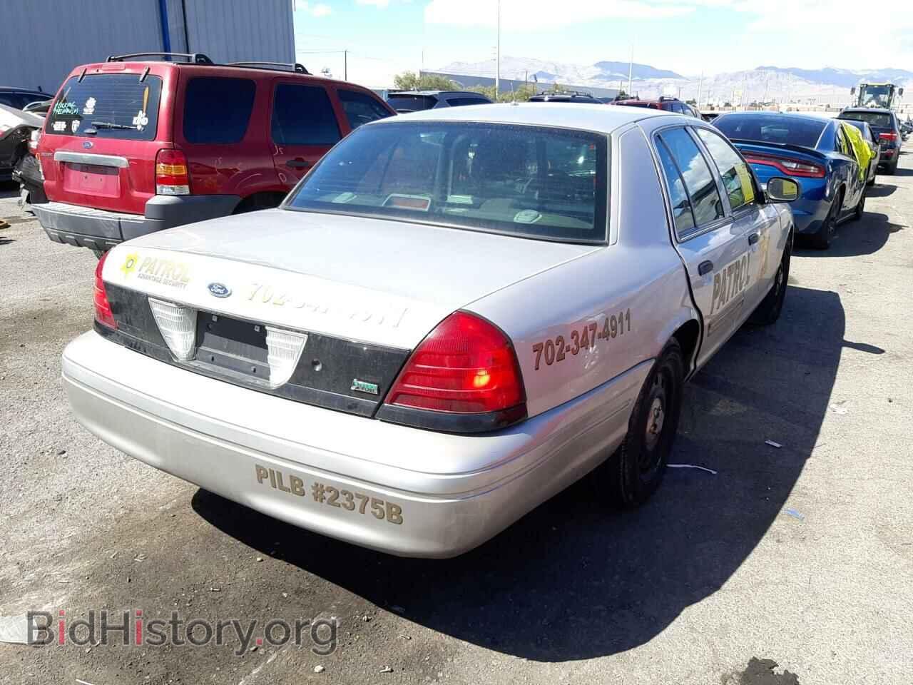2011 FORD CROWN VIC - VIN: 2FABP7BV2BX182753 - Фото 4