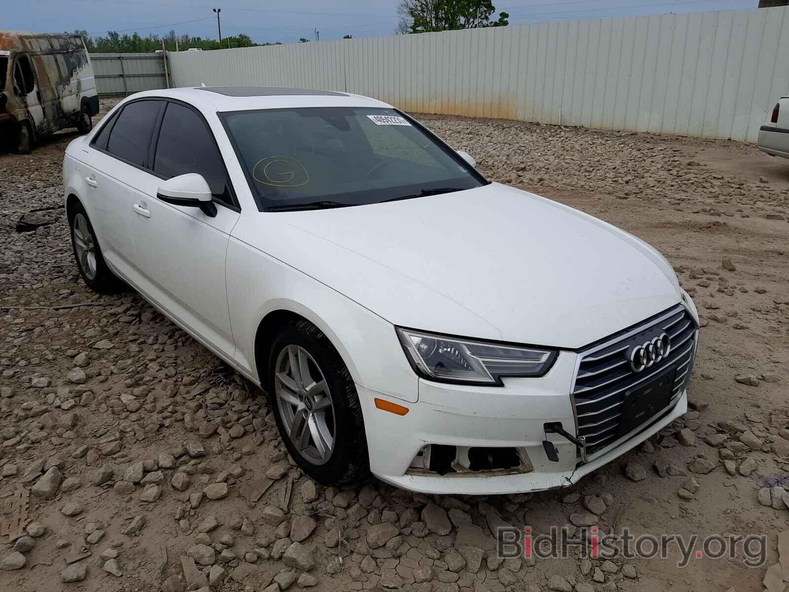 Photo WAUGNAF46HN057881 - AUDI A4 2017