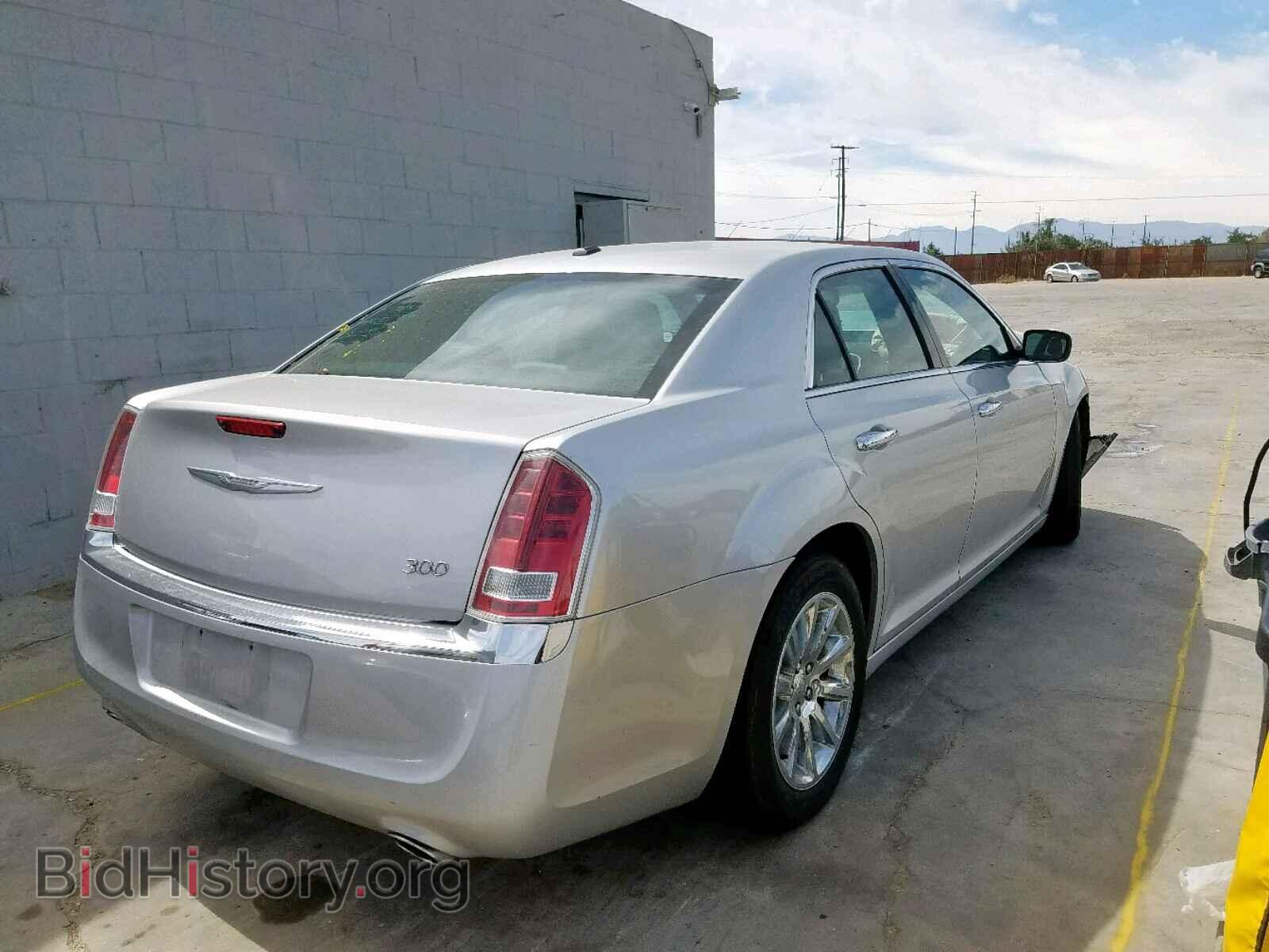 2012 CHRYSLER 300 - VIN: 2C3CCACG6CH221707 - Фото 4