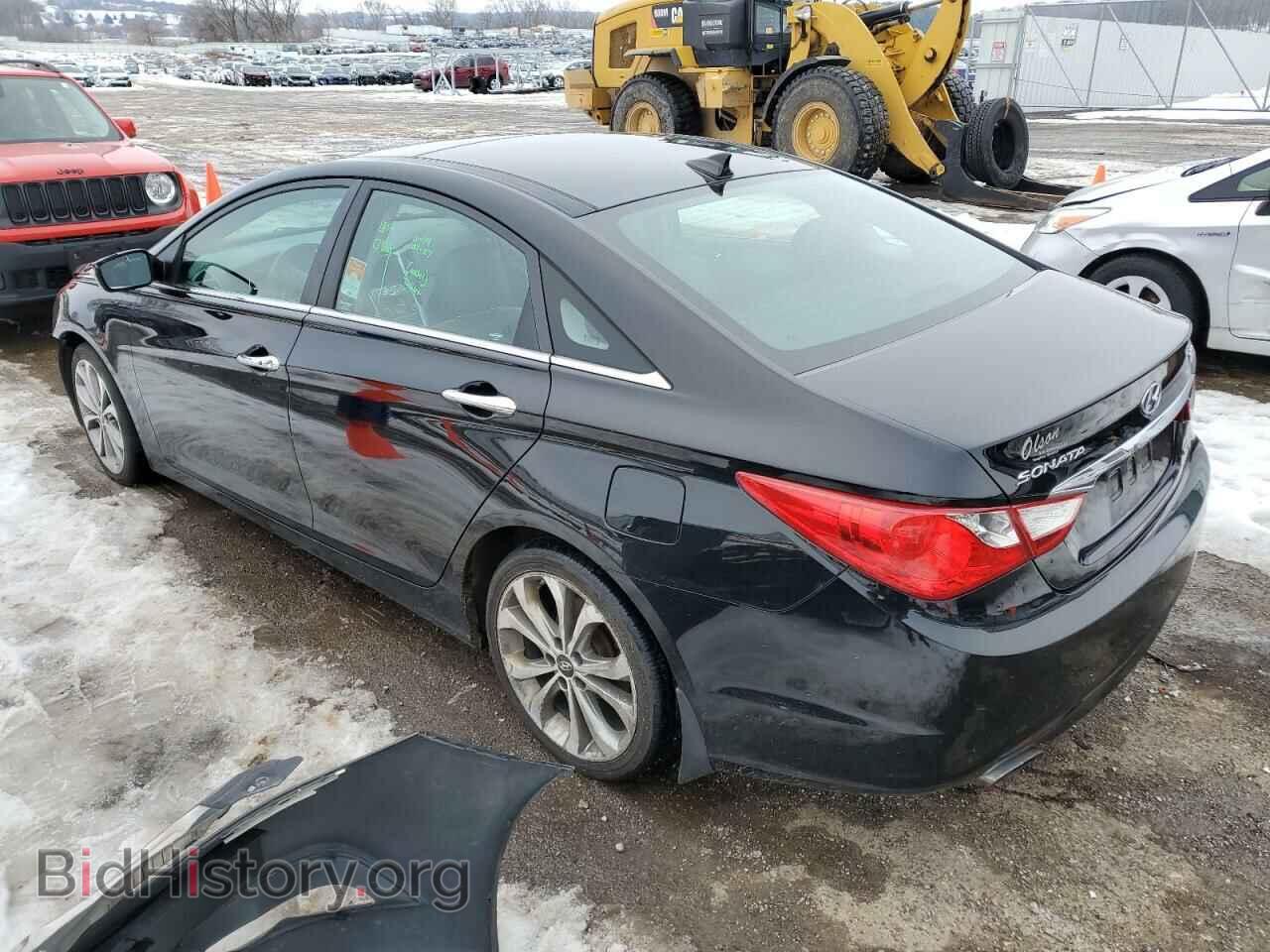 2013 HYUNDAI SONATA - VIN: 5NPEC4AB3DH677010 - Фото 2