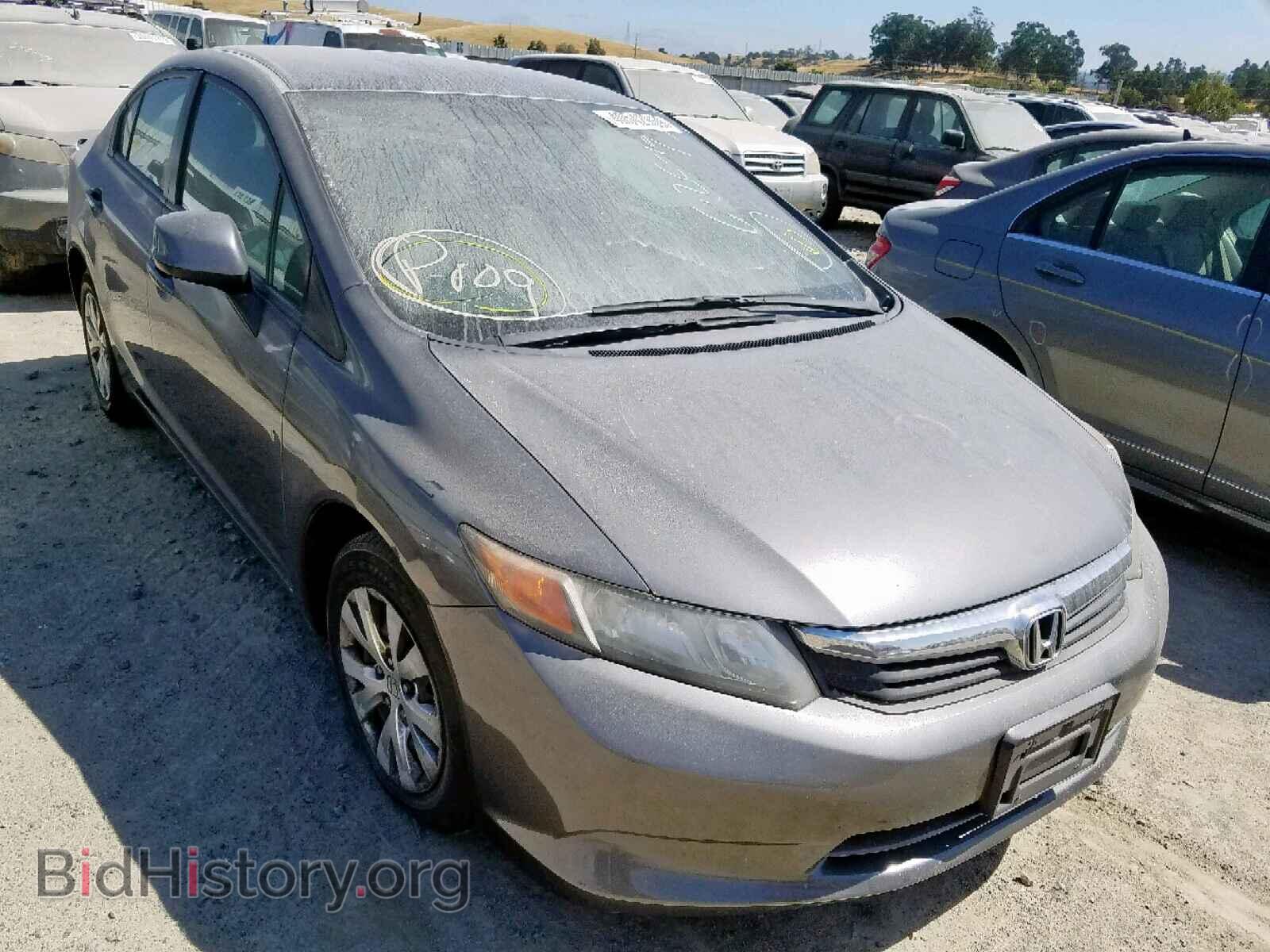 Photo 2HGFB2F56CH332173 - HONDA CIVIC LX 2012