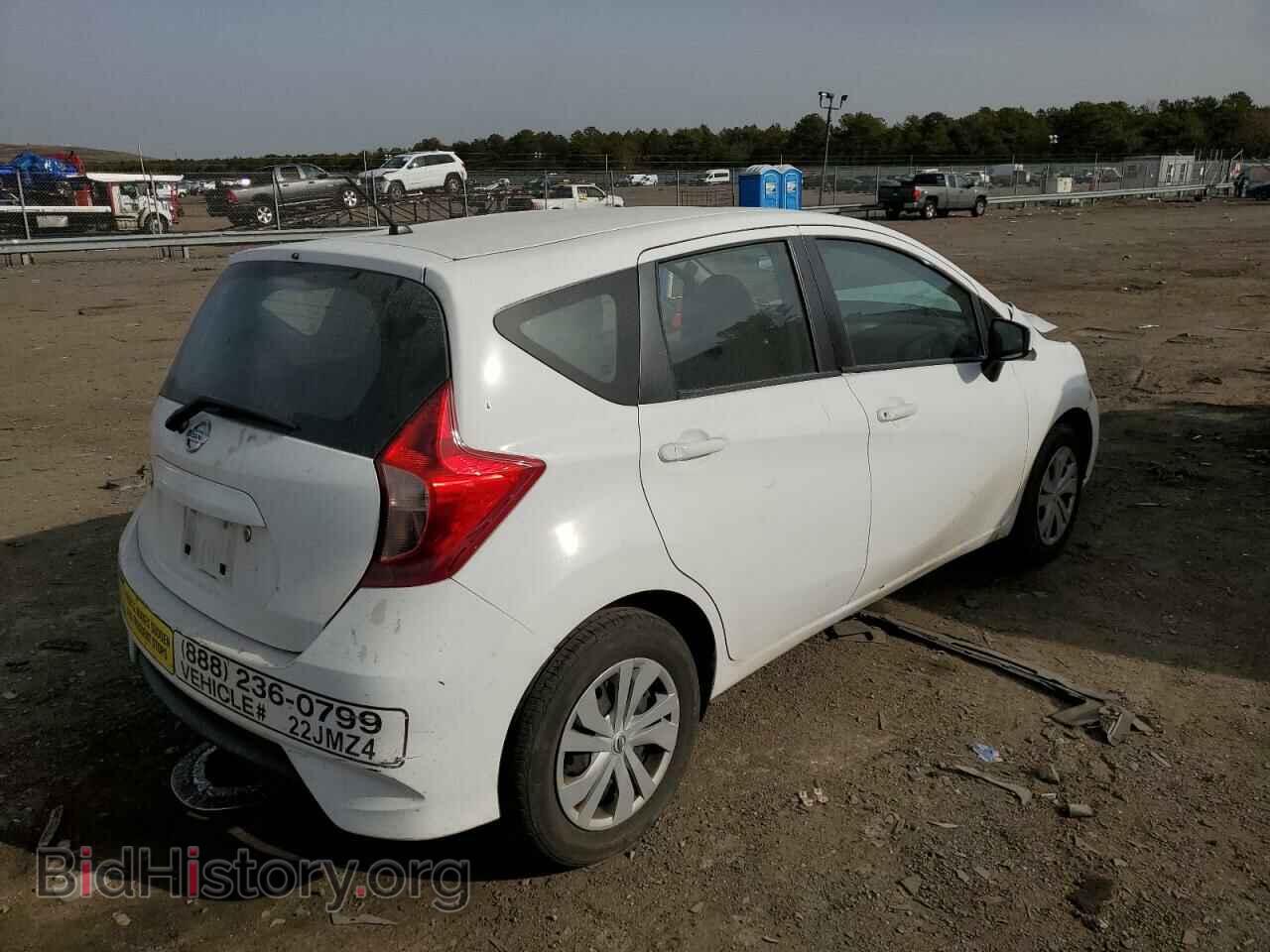 2018 NISSAN VERSA - VIN: 3N1CE2CP2JL354032 - Фото 4