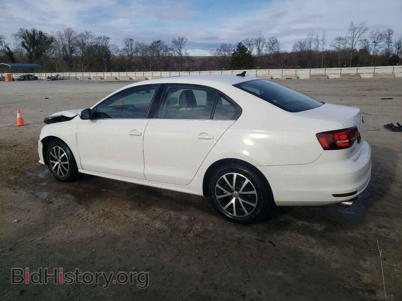 2017 VOLKSWAGEN JETTA - VIN: 3VWDB7AJ9HM273987 - Фото 2
