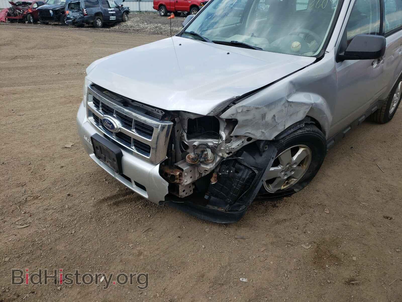 2011 FORD ESCAPE - VIN: 1FMCU0C76BKA97251 - Фото 9