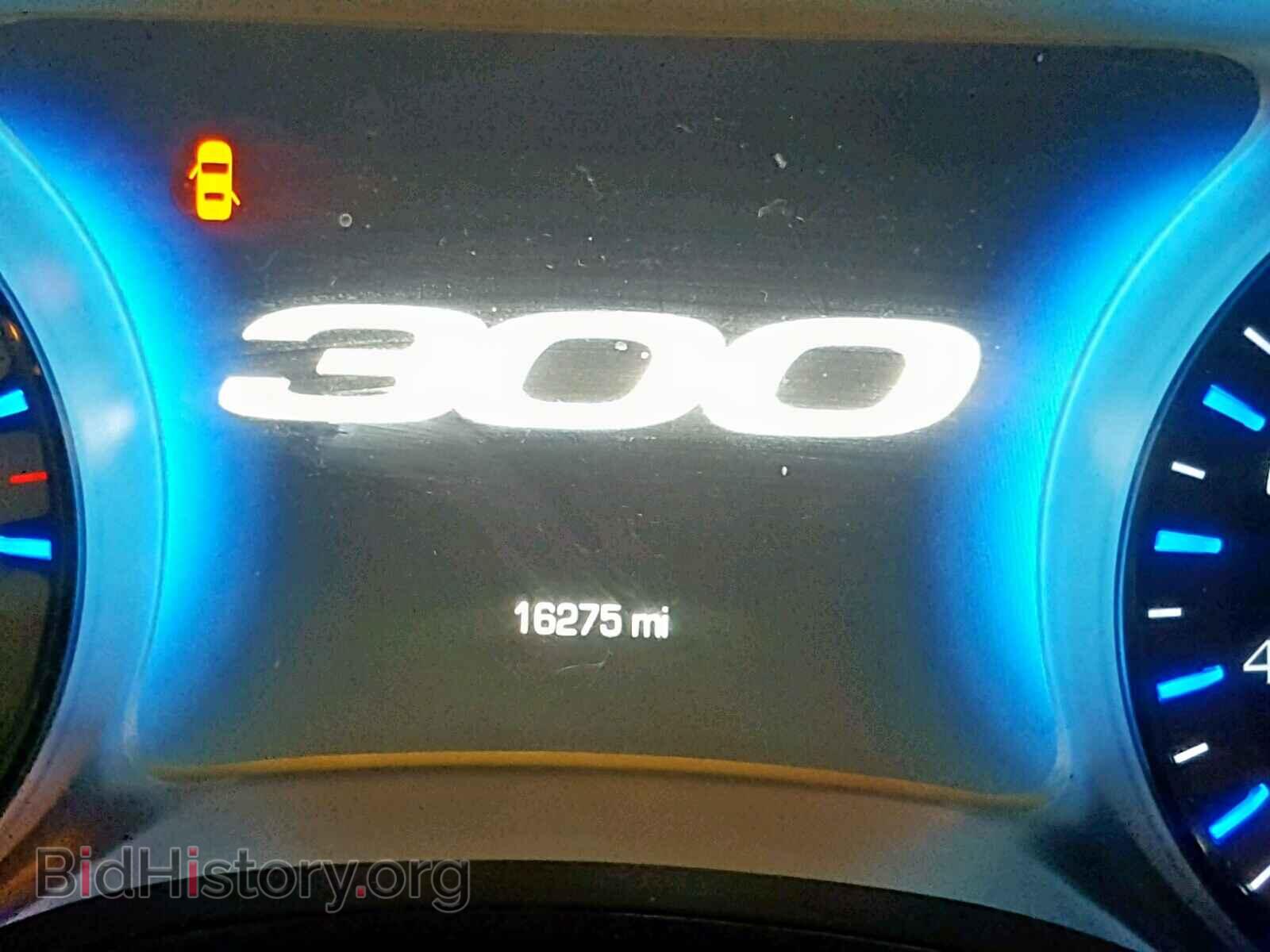 2015 CHRYSLER 300 - VIN: 2C3CCABG0FH808247 - Фото 8