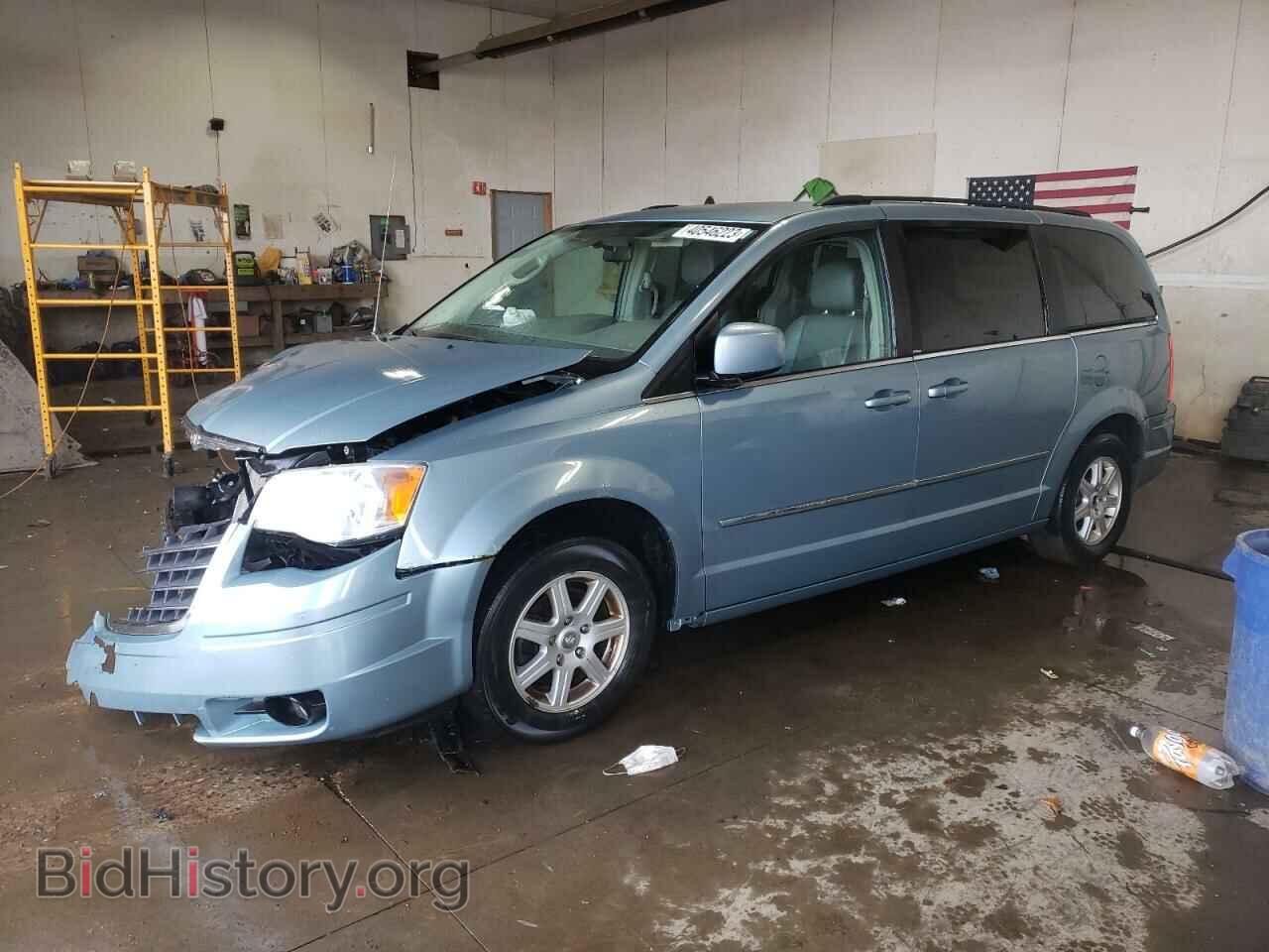 Photo 2A4RR5D14AR284795 - CHRYSLER MINIVAN 2010