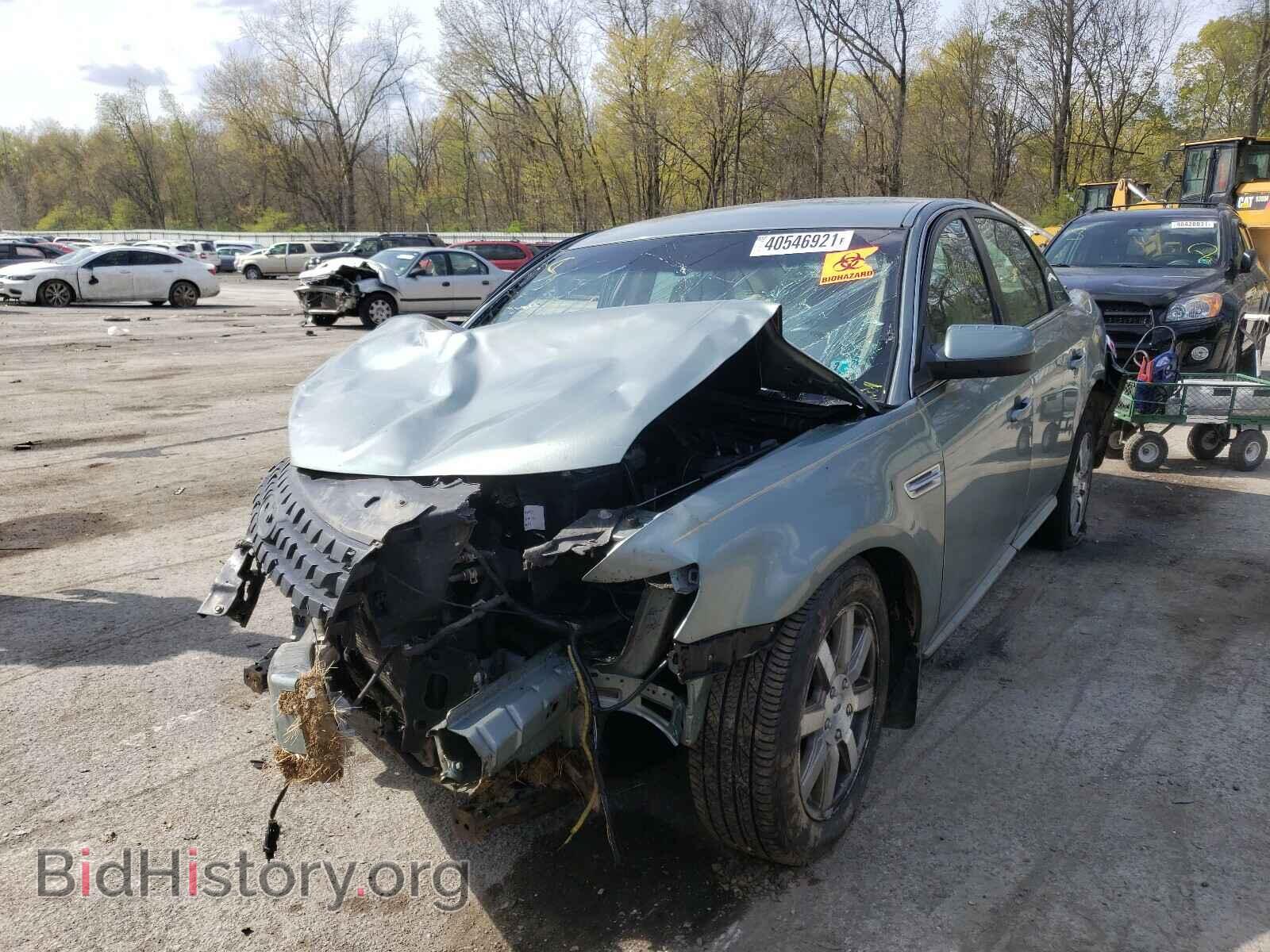 2008 FORD TAURUS - VIN: 1FAHP24W68G137171 - Фото 2