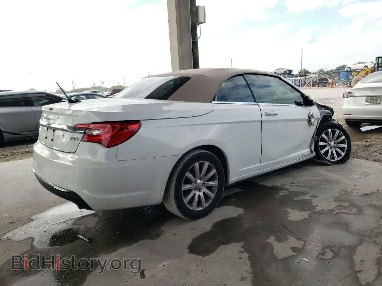 2011 CHRYSLER 200 - VIN: 1C3BC2EB3BN554911 - Фото 3