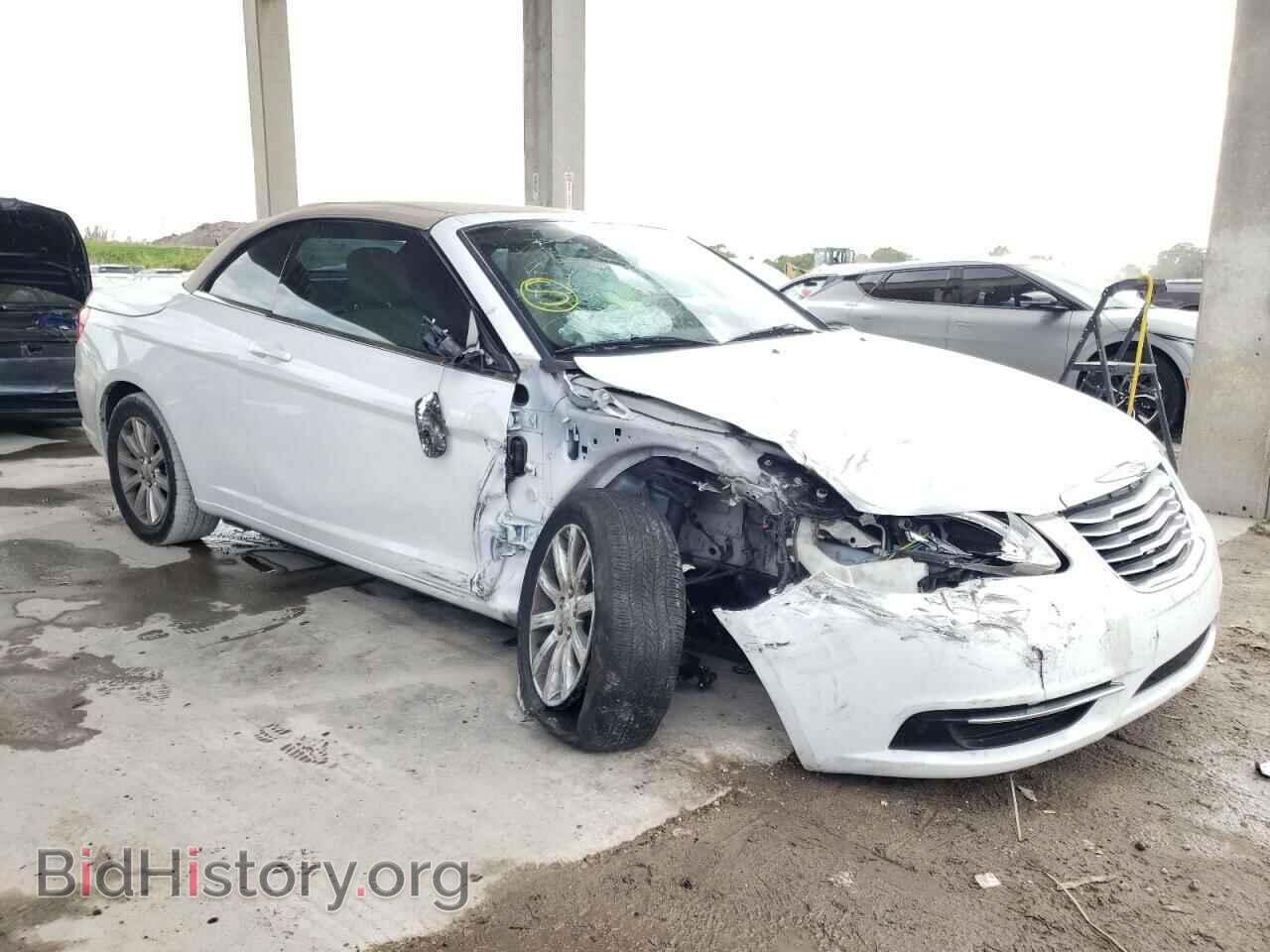 2011 CHRYSLER 200 - VIN: 1C3BC2EB3BN554911 - Фото 4