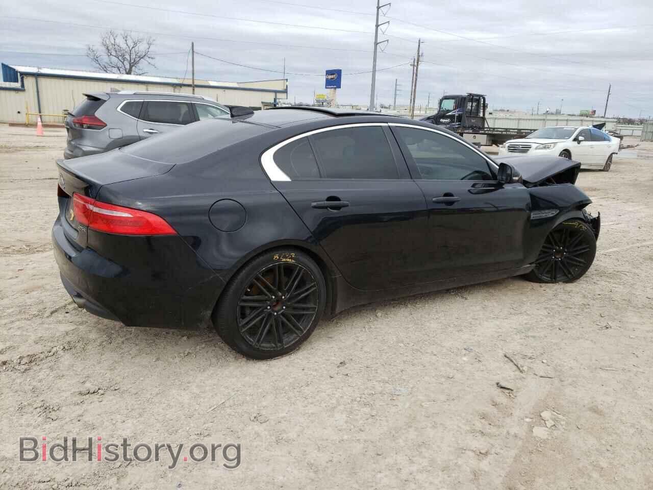 2017 JAGUAR XE - VIN: SAJAR4BG3HA977121 - Фото 3