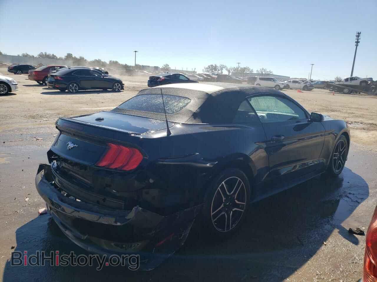 2018 FORD MUSTANG - VIN: 1FATP8UH2J5111747 - Фото 3
